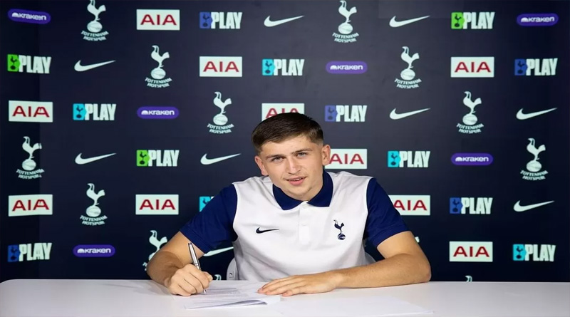 Tottenham Bagi Kesepakatan Transfer